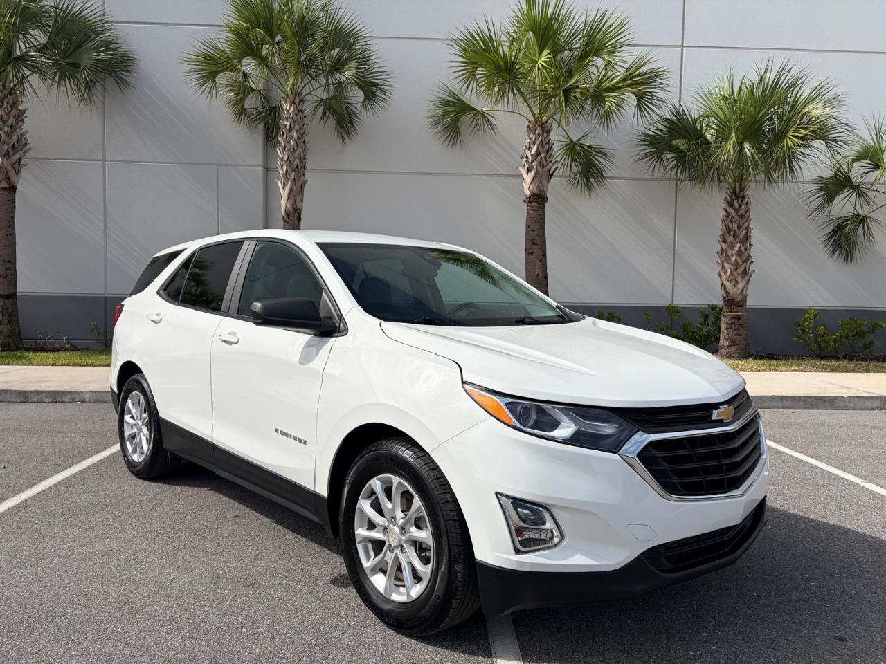 Chevrolet Equinox FWD 4dr LS w/1LS 2021