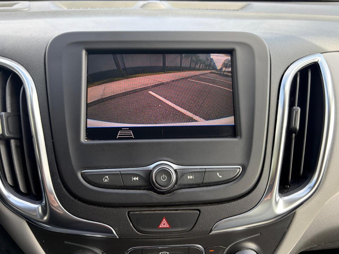 Chevrolet Equinox FWD 4dr LS w/1LS 2021