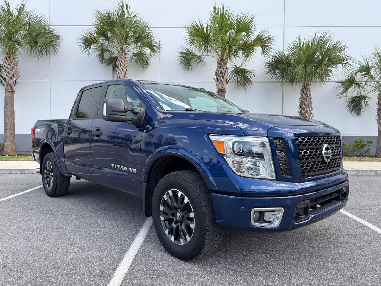 2018 Nissan Titan 4x4 Crew Cab PRO-4X