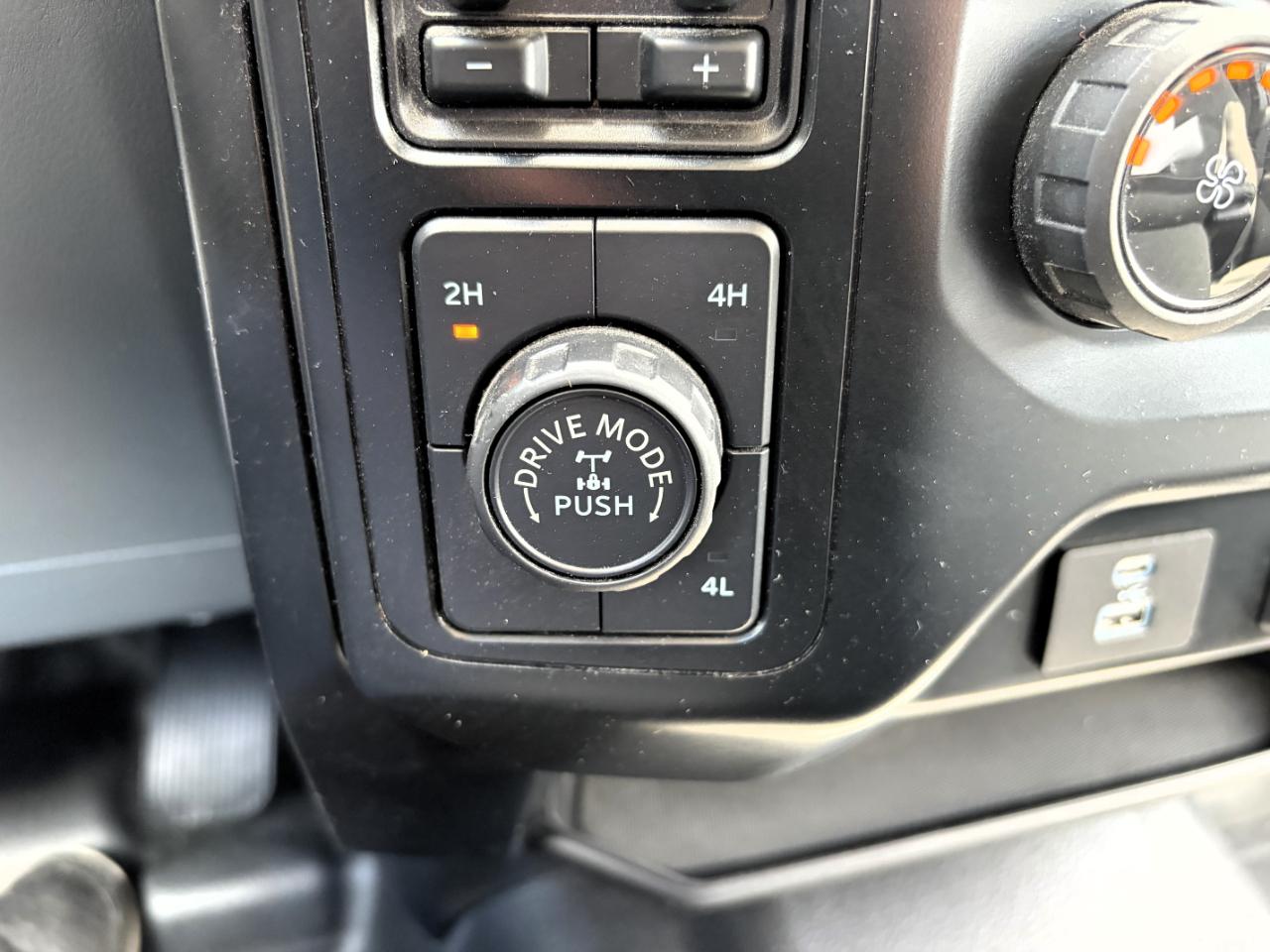 Ford F-150 XLT 4WD SuperCab 6.5' Box 2023