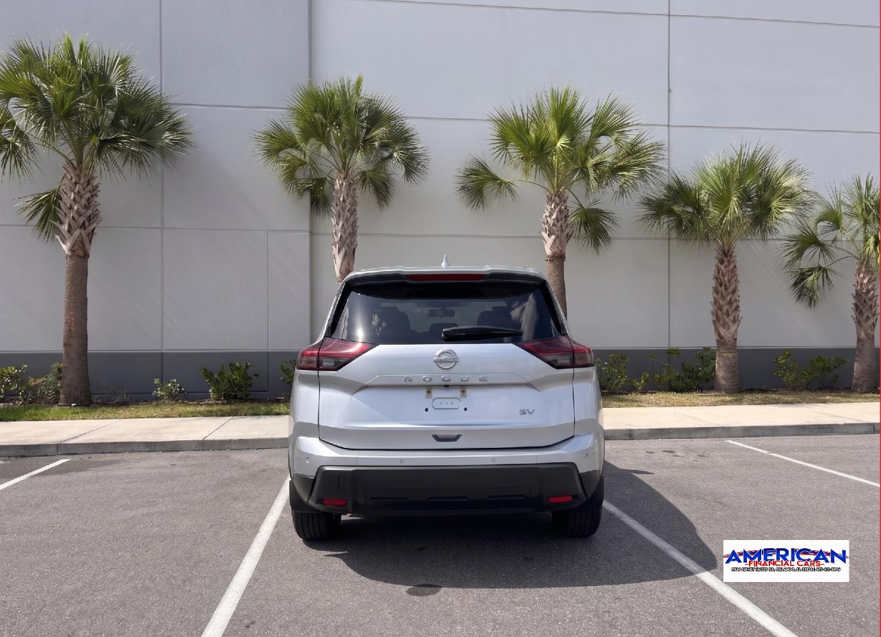 Nissan Rogue FWD SV 2024