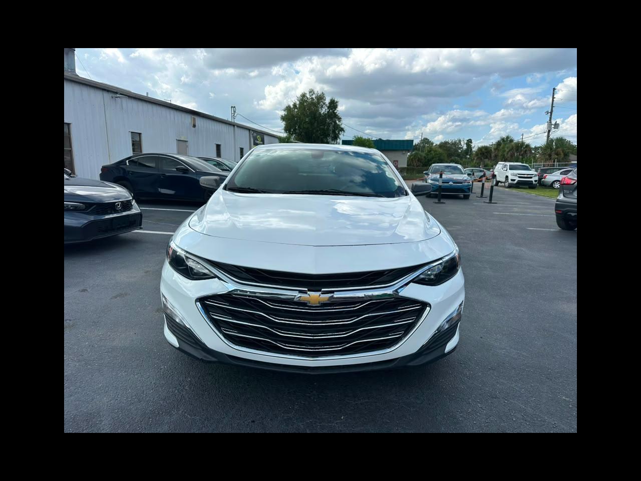 Chevrolet Malibu 4dr Sdn LS w/1LS 2020
