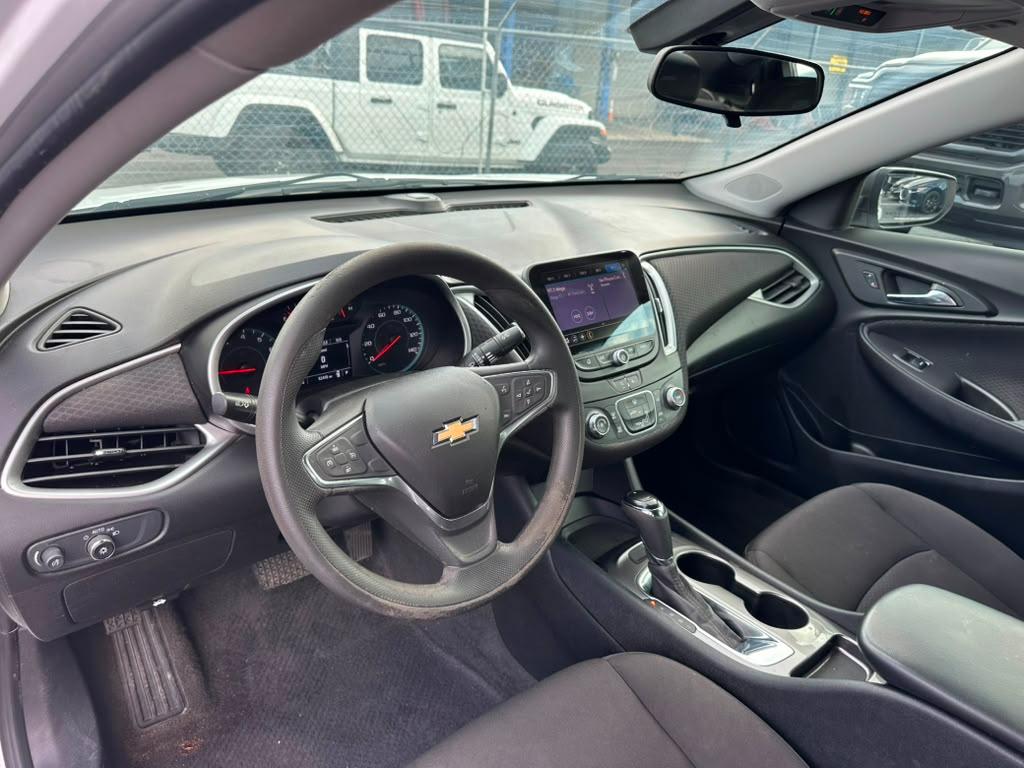 Chevrolet Malibu 4dr Sdn LS w/1LS 2020