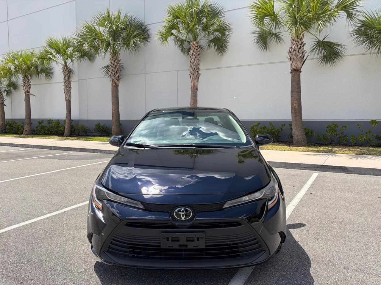 Toyota Corolla LE CVT (Natl) 2025