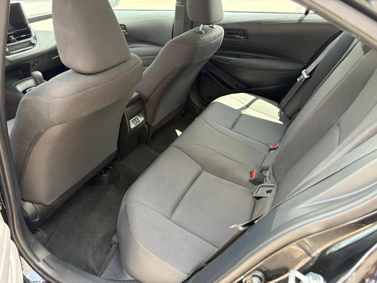 Toyota Corolla LE CVT (Natl) 2025