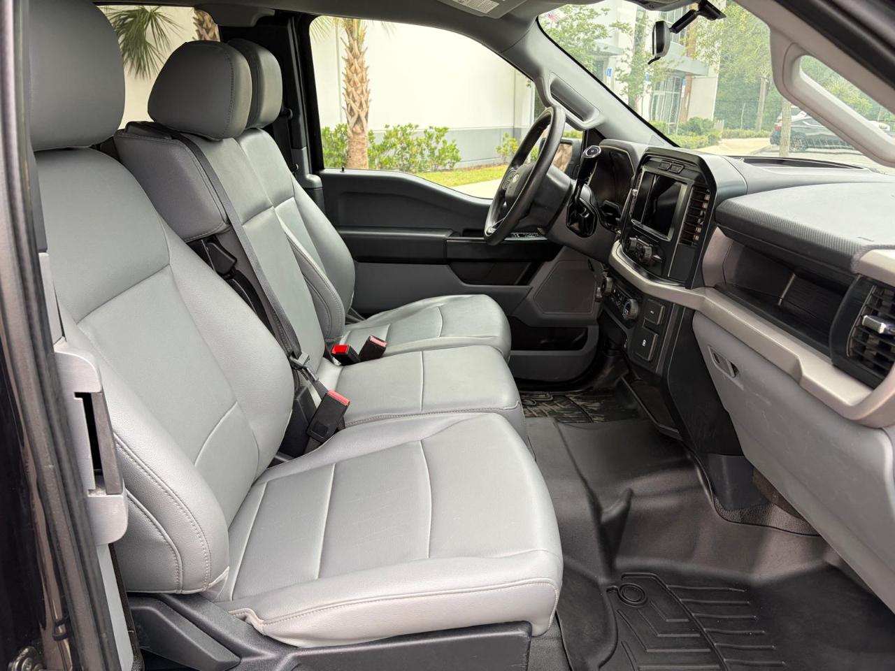 Ford F-150 XLT 4WD SuperCab 6.5' Box 2023