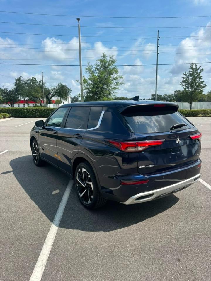 Mitsubishi Outlander SE Launch Edition S-AWC 2022