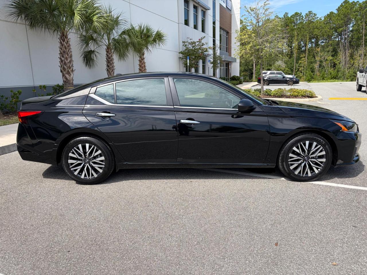 Nissan Altima SV FWD 2025