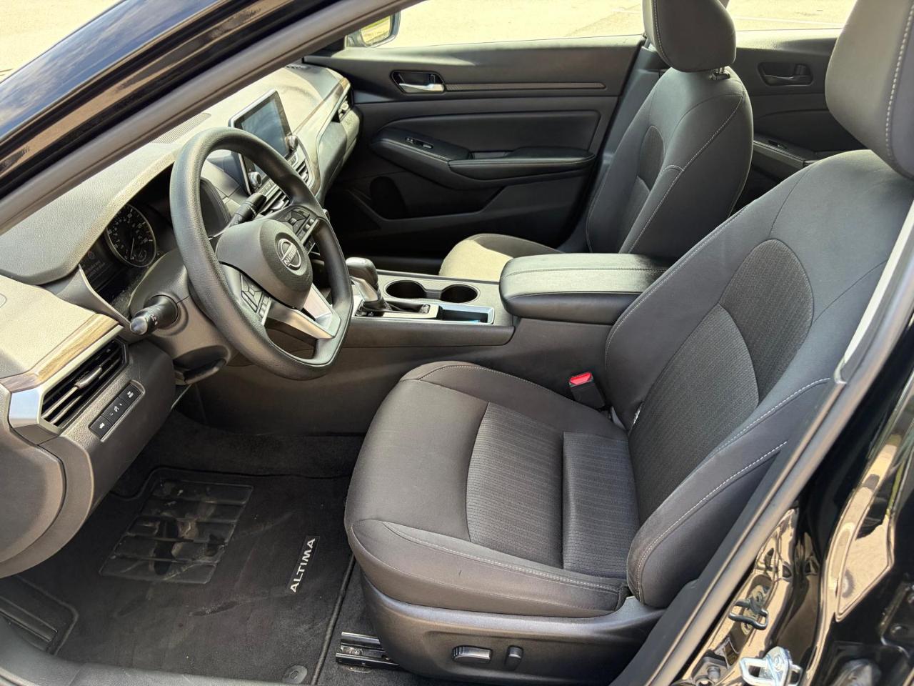 Nissan Altima SV FWD 2025