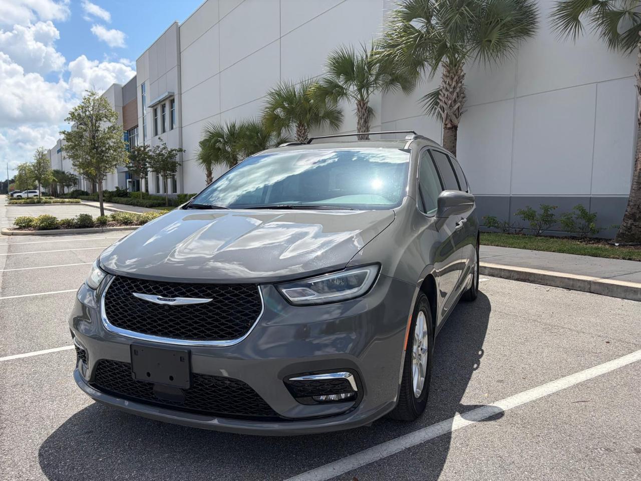 Chrysler Pacifica Touring L FWD 2022