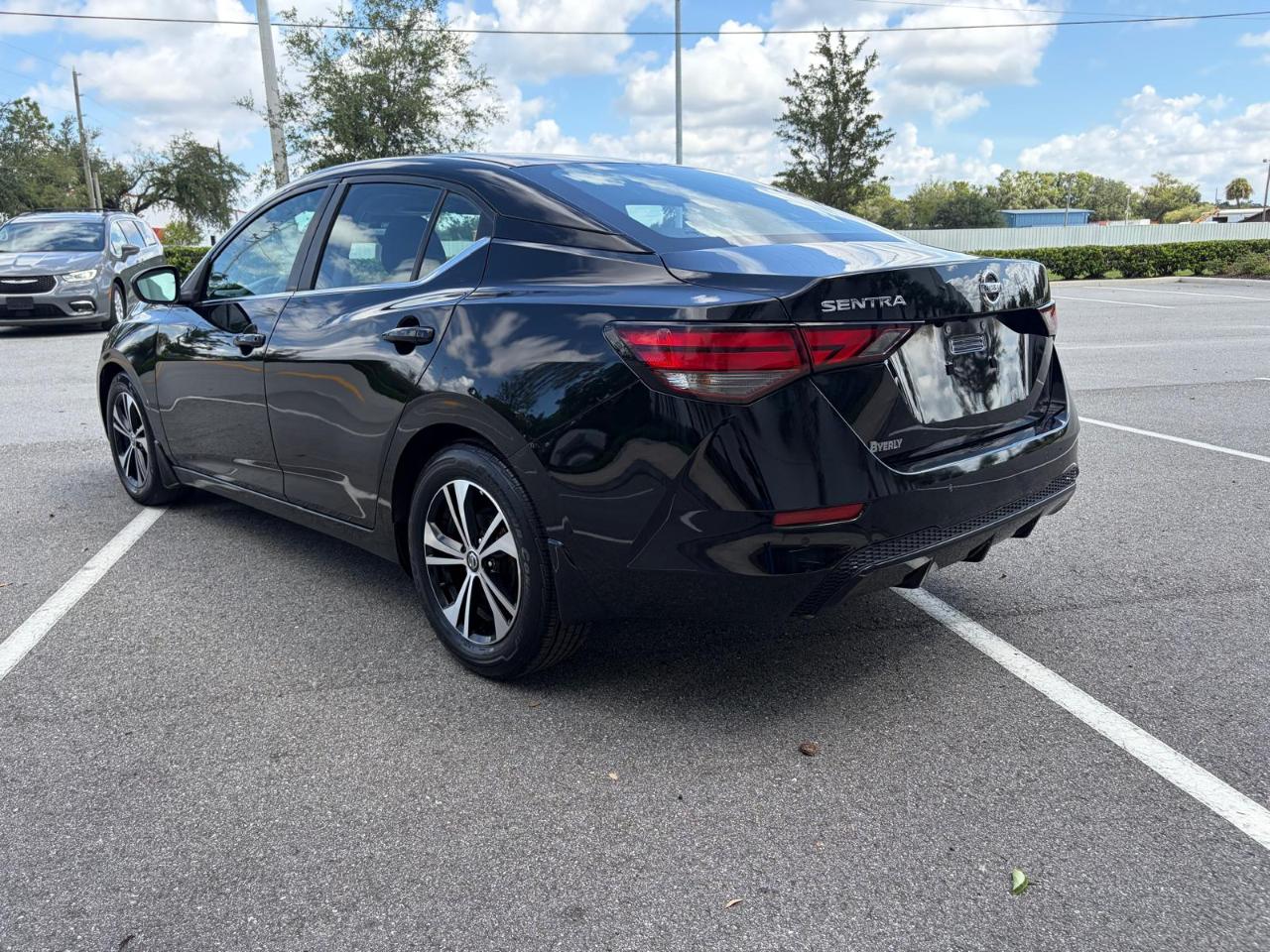 Nissan Sentra S CVT 2023
