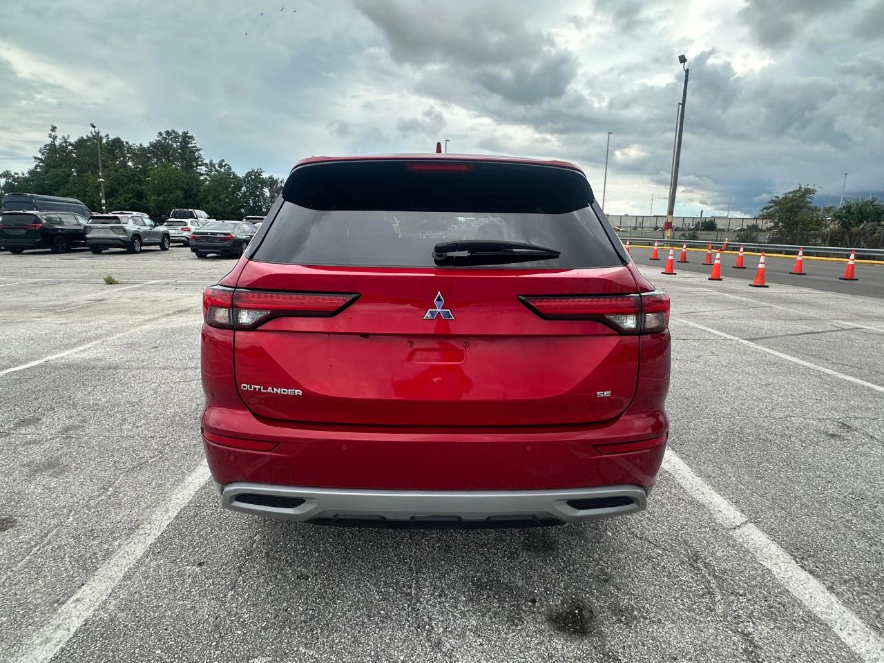 Mitsubishi Outlander SE FWD 2024