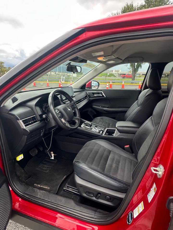 Mitsubishi Outlander SE FWD 2024