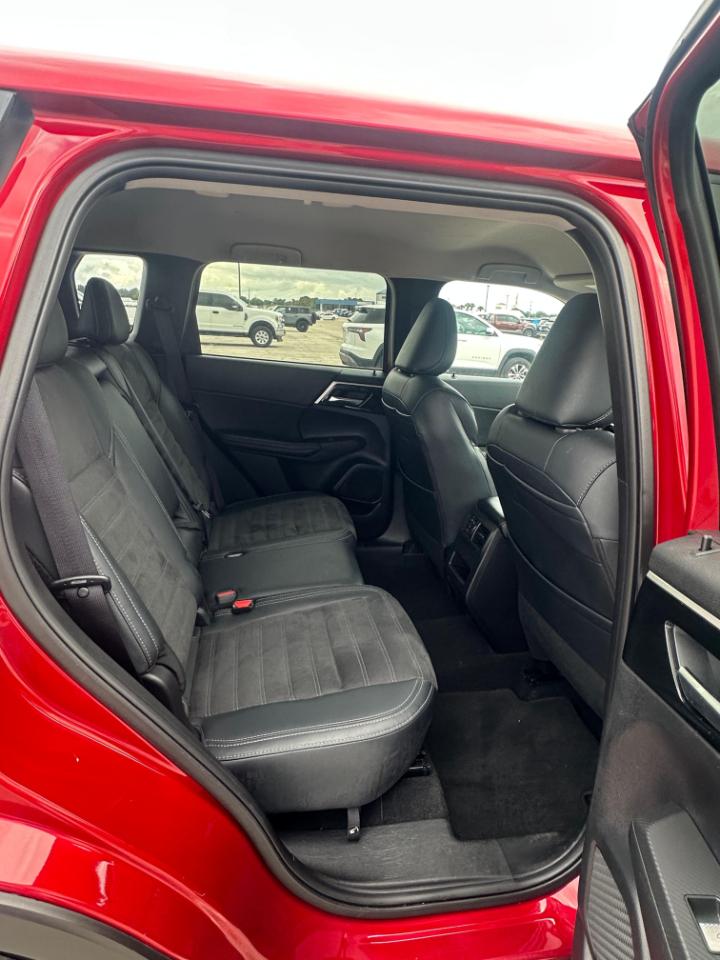 Mitsubishi Outlander SE FWD 2024