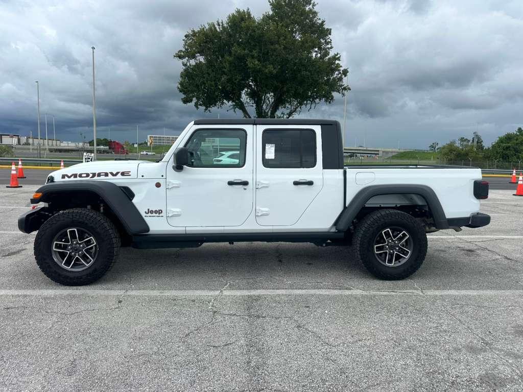 Jeep Gladiator Mojave 4x4 2026