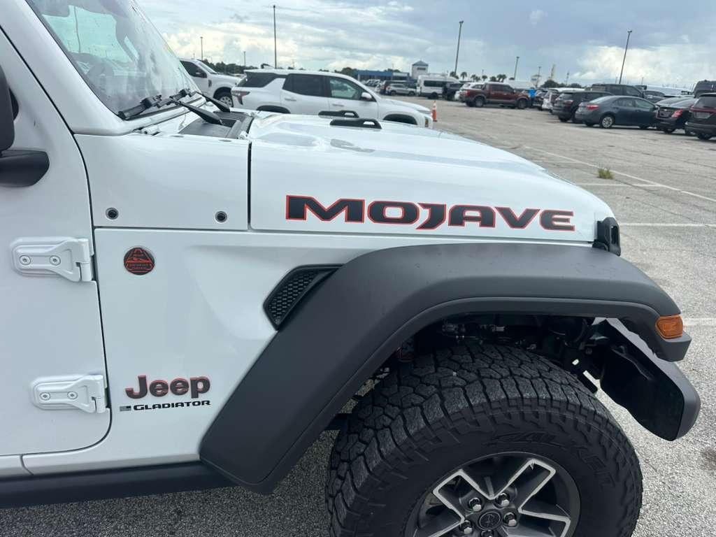 Jeep Gladiator Mojave 4x4 2026