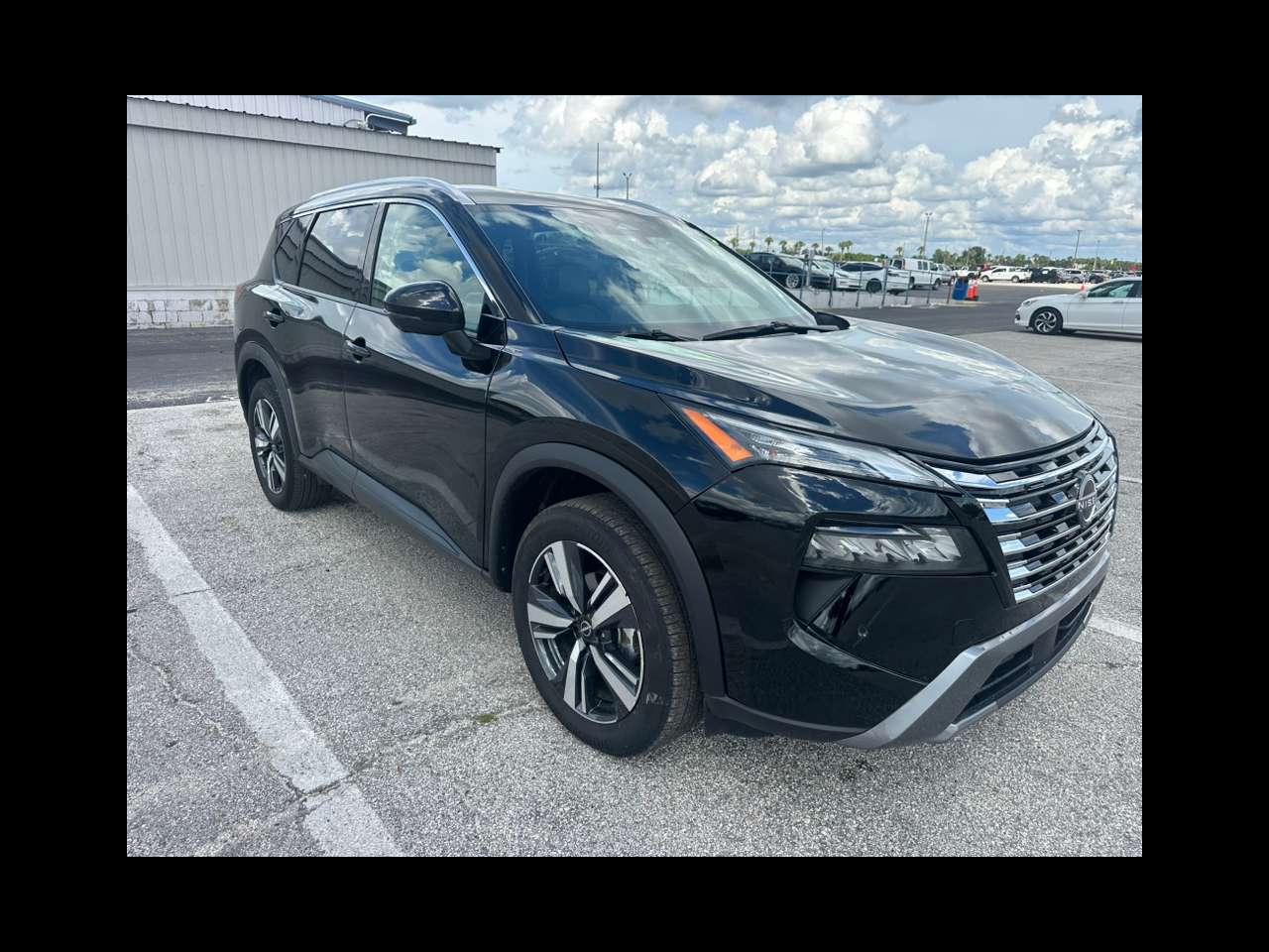 Nissan Rogue FWD SL *Ltd Avail* 2026