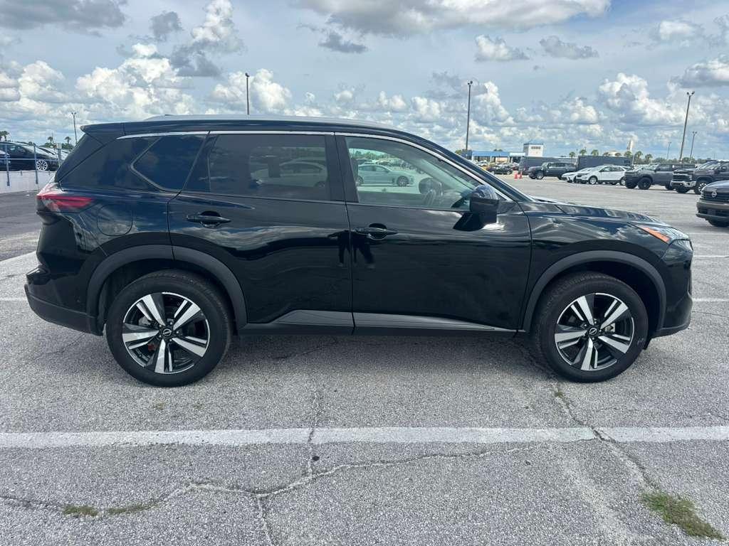 Nissan Rogue FWD SL *Ltd Avail* 2026