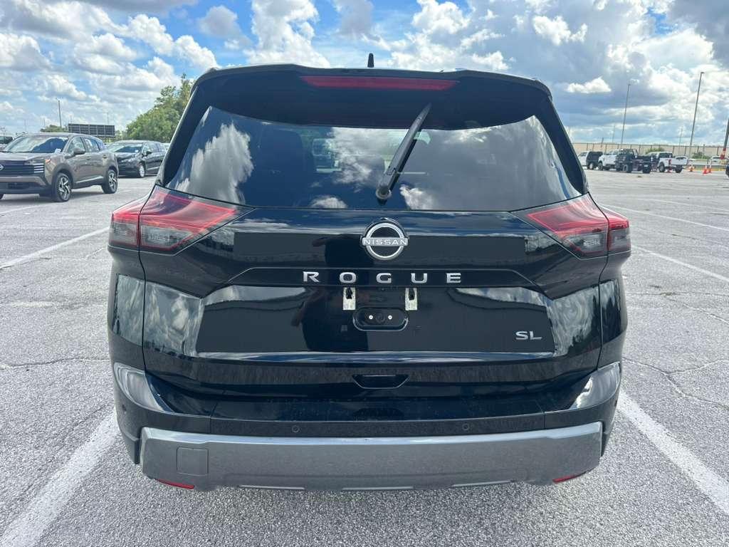 Nissan Rogue FWD SL *Ltd Avail* 2026