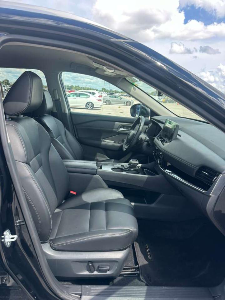 Nissan Rogue FWD SL *Ltd Avail* 2026