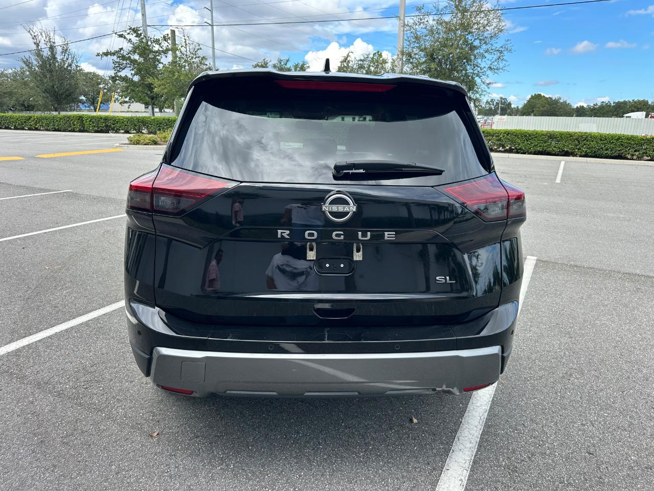 Nissan Rogue FWD SL *Ltd Avail* 2026