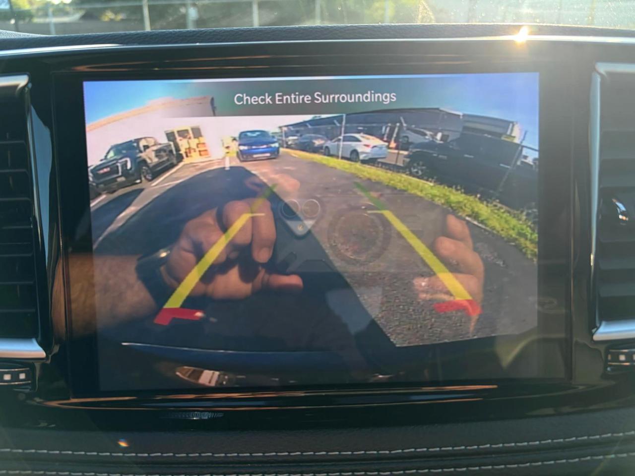 Chrysler Pacifica Limited FWD 2025