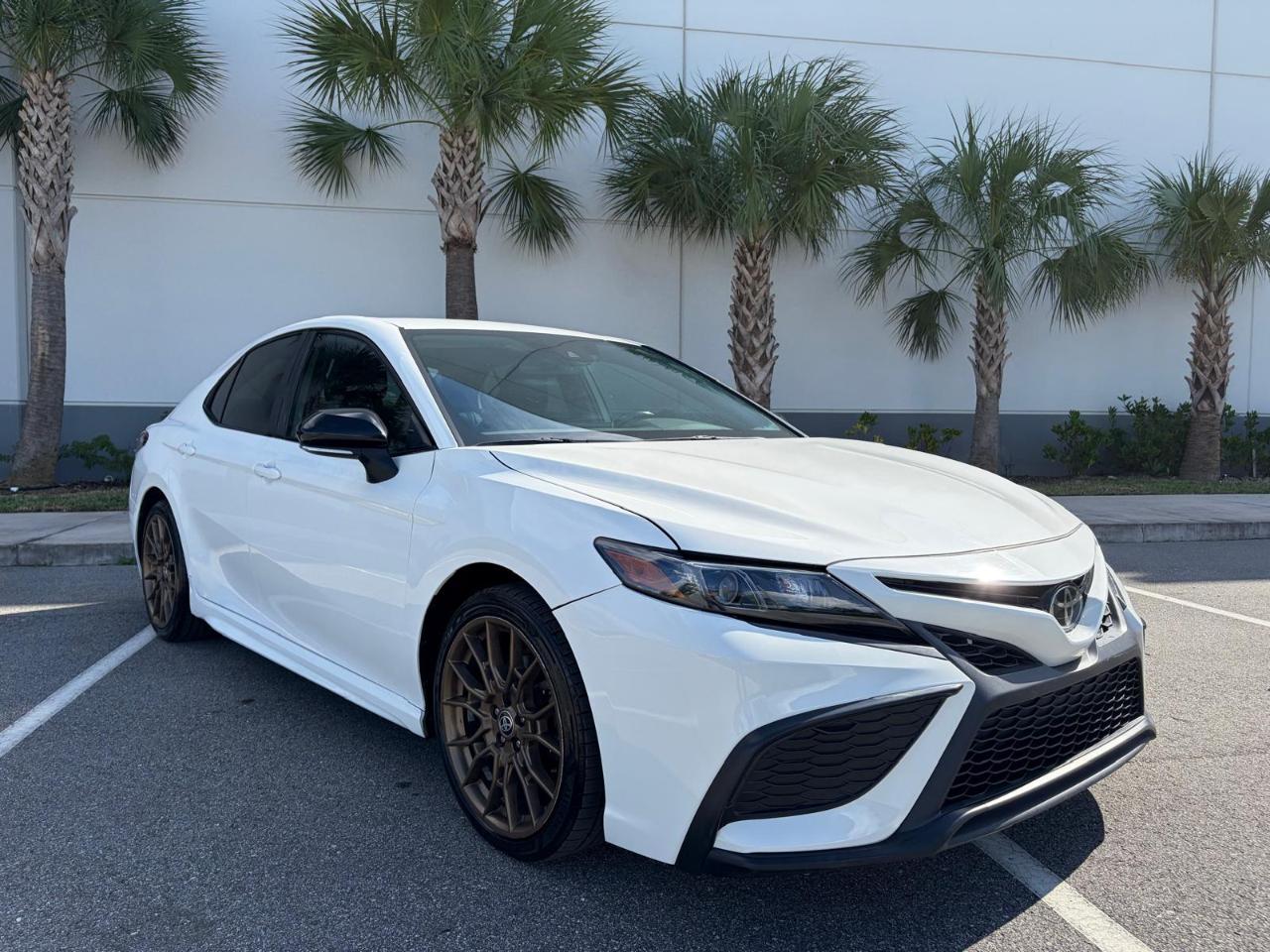 2023 Toyota Camry SE Auto (Natl)