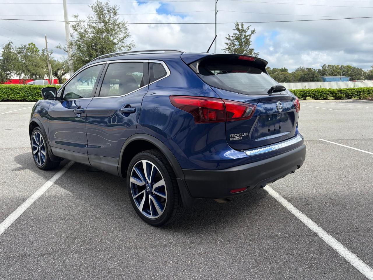 Nissan Rogue Sport FWD SL 2018