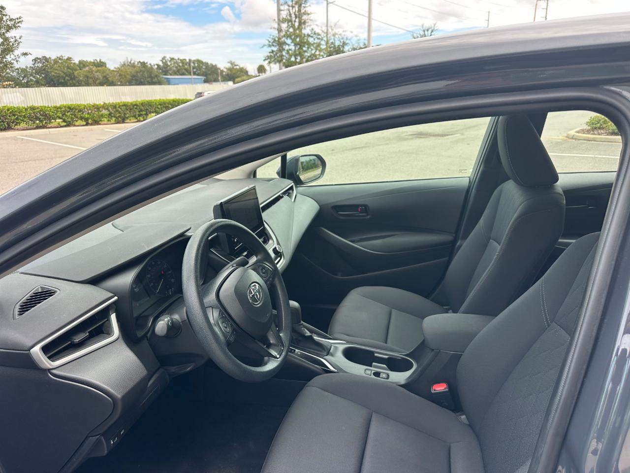 Toyota Corolla LE CVT (Natl) 2025
