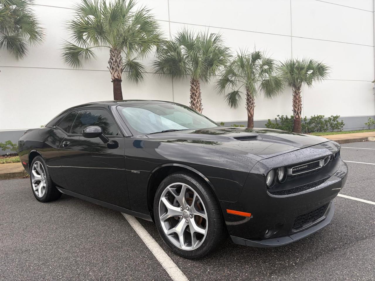 Dodge Challenger 2dr Cpe R/T Plus 2016