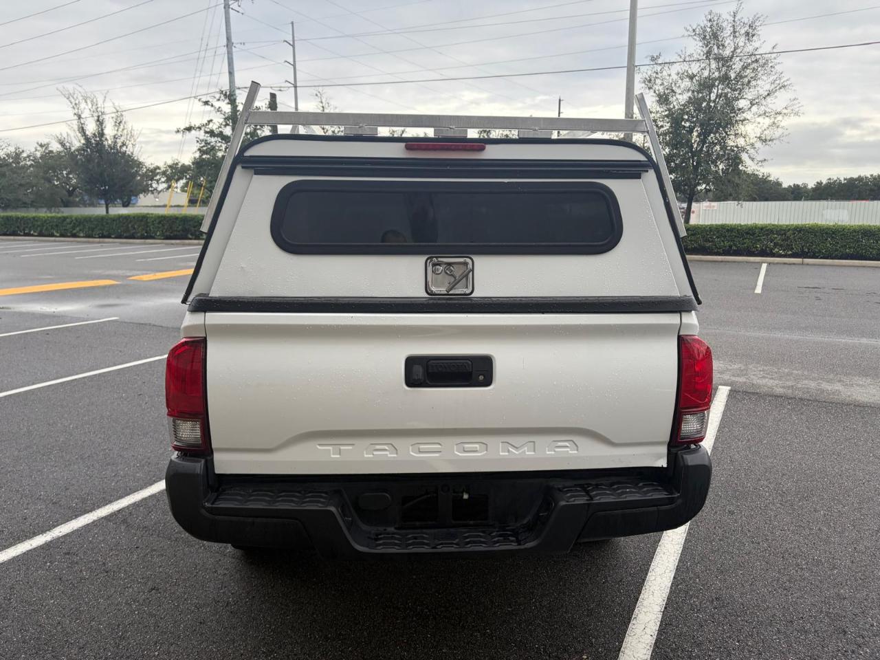 Toyota Tacoma 2WD SR5 Access Cab 6' Bed I4 AT (Natl) 2020