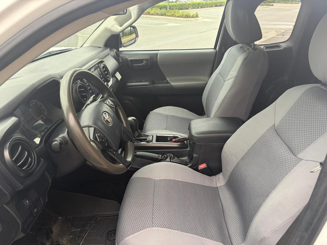Toyota Tacoma 2WD SR5 Access Cab 6' Bed I4 AT (Natl) 2020
