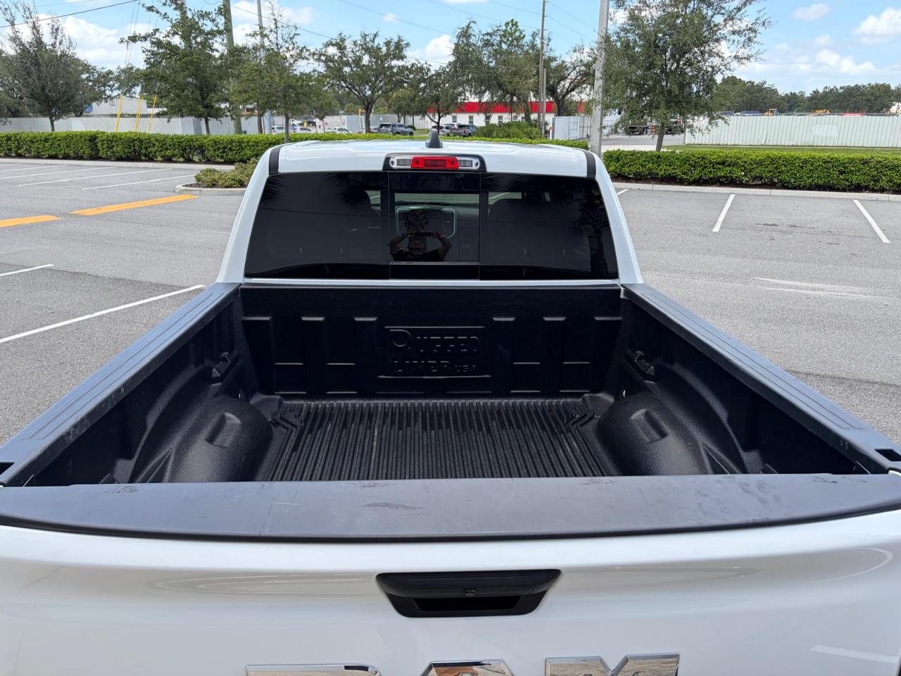 RAM 1500 Big Horn 4x4 Crew Cab 5'7" Box 2025