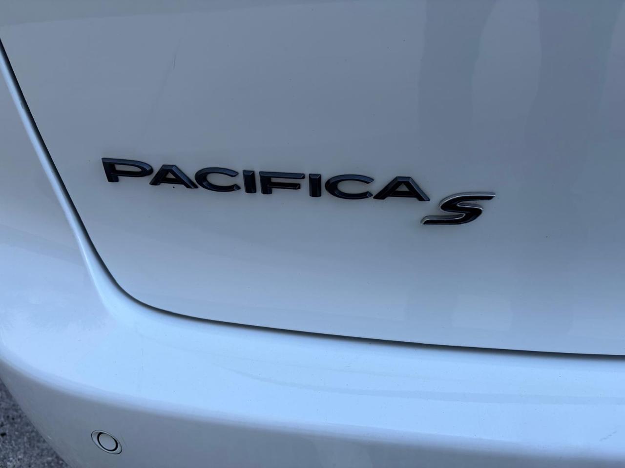 Chrysler Pacifica Hybrid S Appearance Pkg FWD 2024