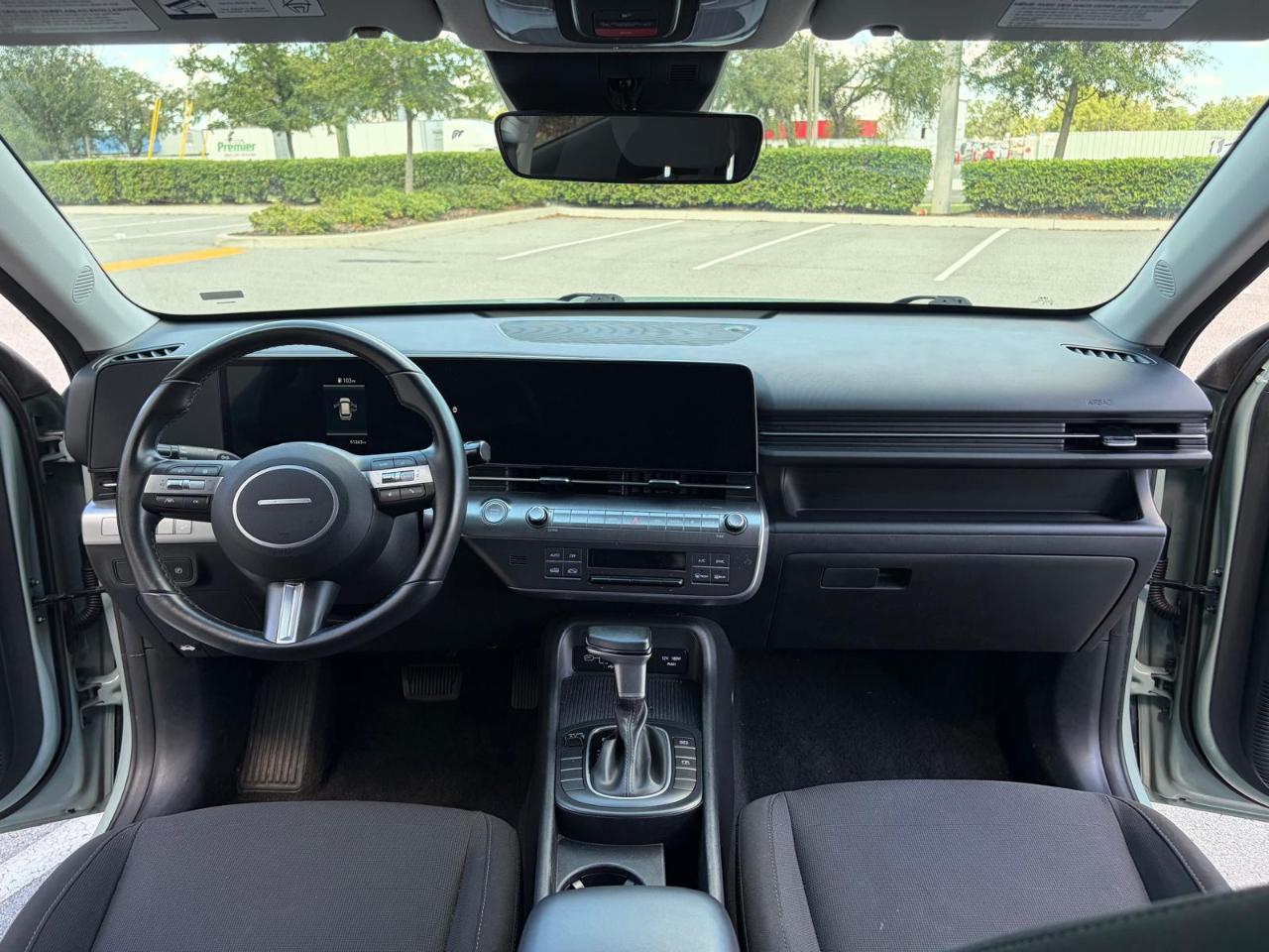 Hyundai Kona SEL FWD 2024