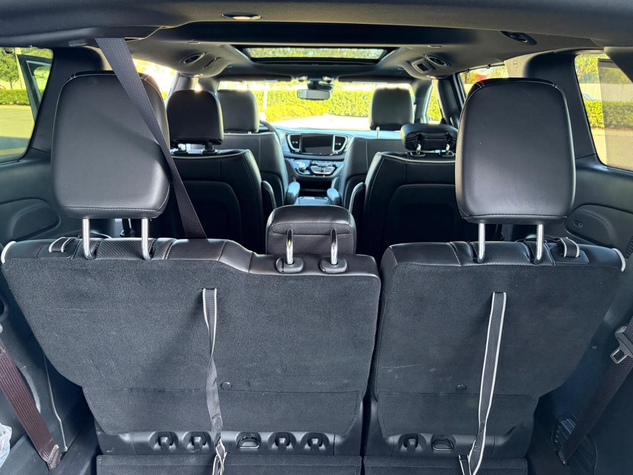 Chrysler Pacifica Limited FWD 2025