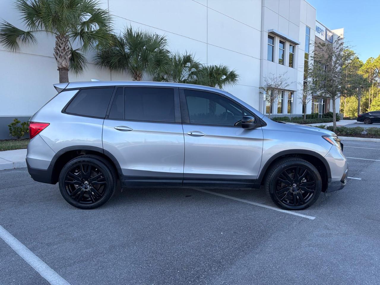 Honda Passport Sport FWD 2021