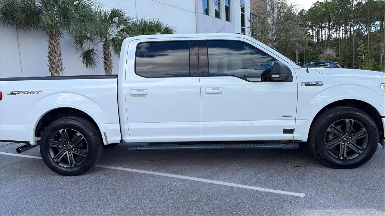Ford F-150 Lariat 2WD SuperCrew 5.5' Box 2017