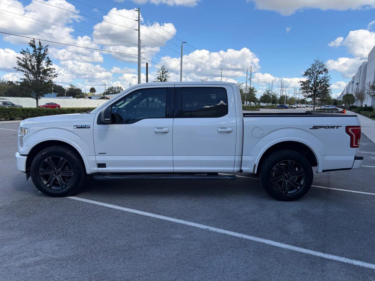 Ford F-150 Lariat 2WD SuperCrew 5.5' Box 2017