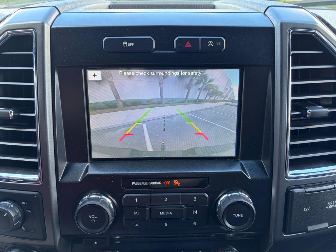 Ford F-150 Lariat 2WD SuperCrew 5.5' Box 2017
