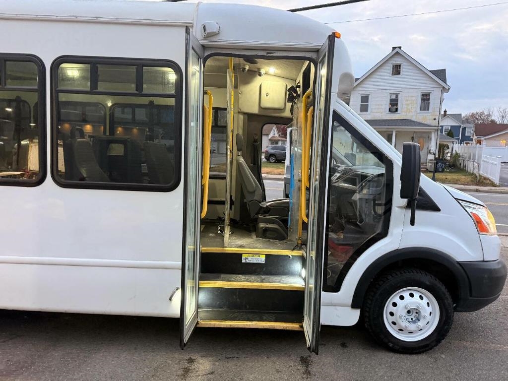 Ford Transit T-350 HD DRW 2017