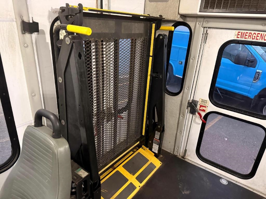 Ford Transit T-350 HD DRW 2017