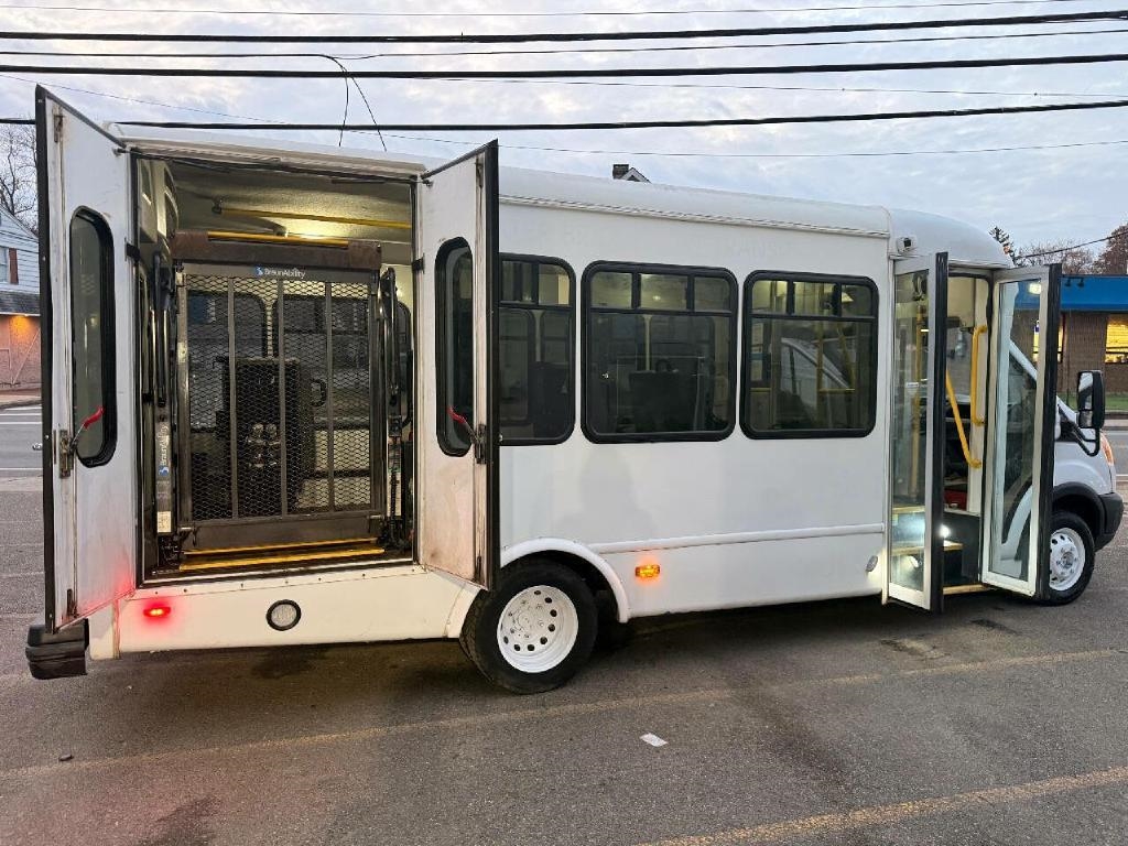 Ford Transit T-350 HD DRW 2017