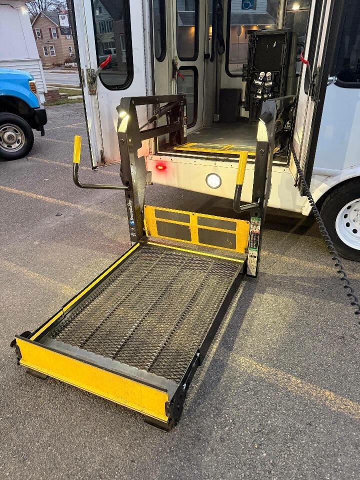 Ford Transit T-350 HD DRW 2017