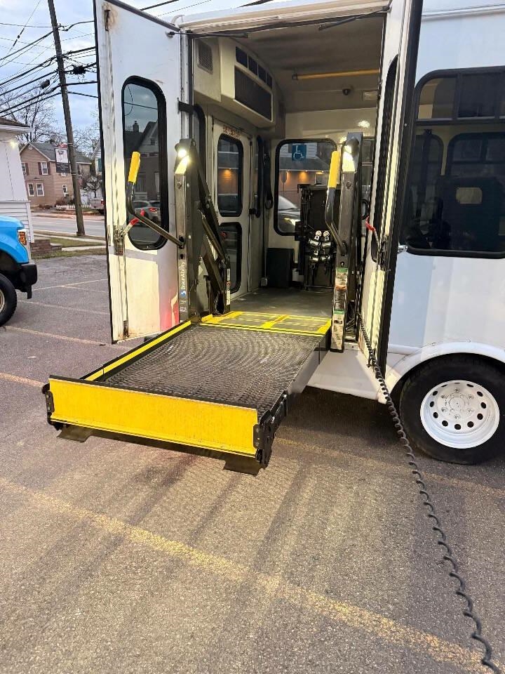 Ford Transit T-350 HD DRW 2017