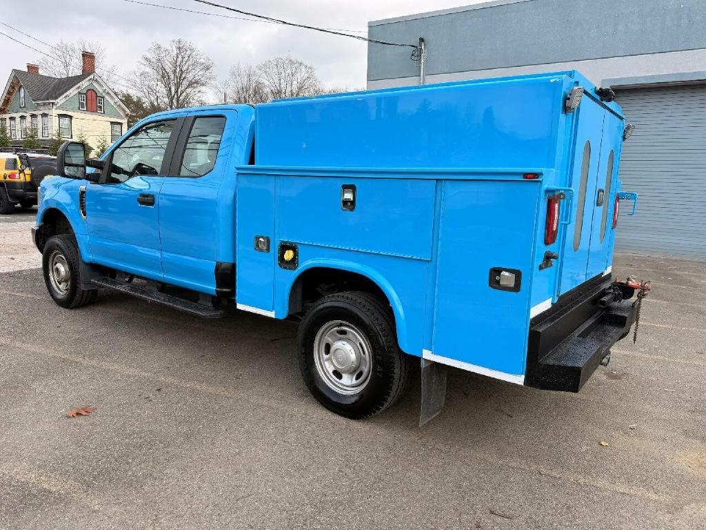 Ford F-250 SD XL SuperCab 4WD 2019