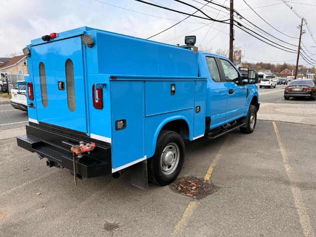 Ford F-250 SD XL SuperCab 4WD 2019