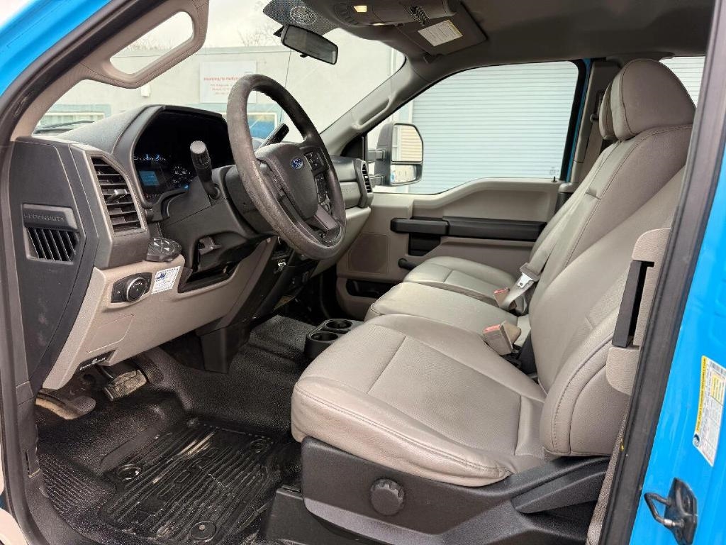 Ford F-250 SD XL SuperCab 4WD 2019