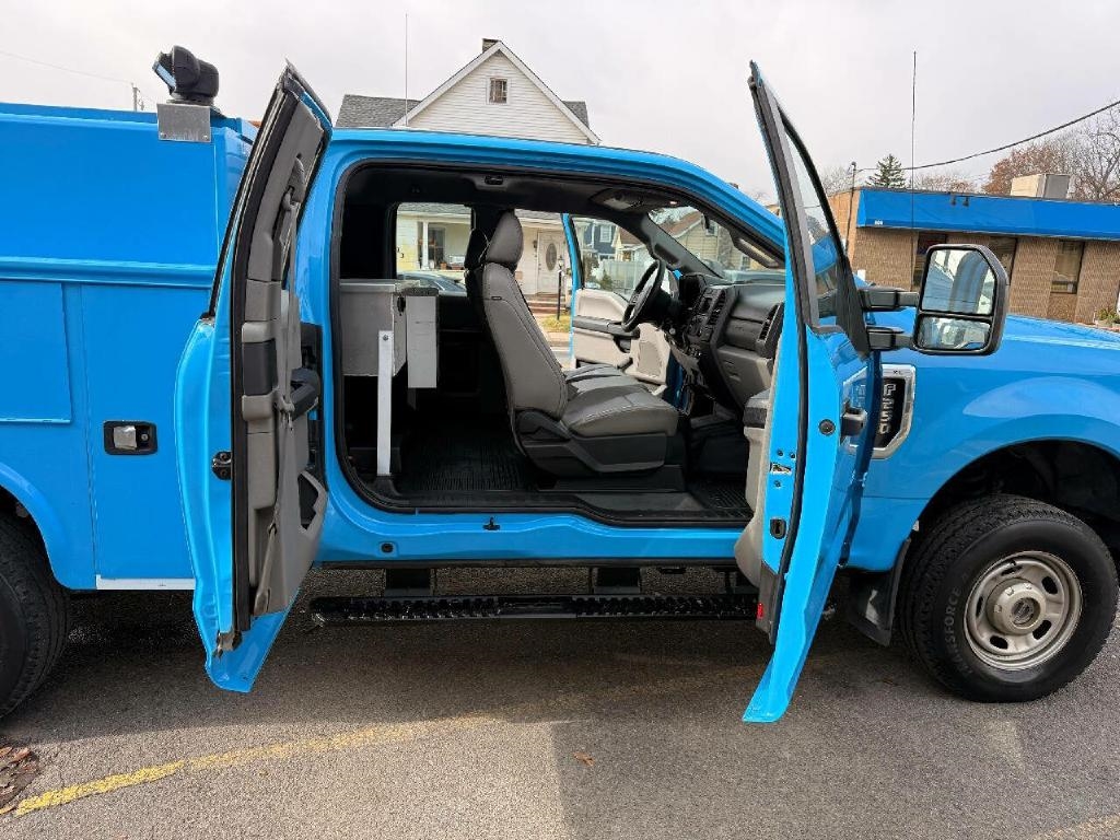 Ford F-250 SD XL SuperCab 4WD 2019