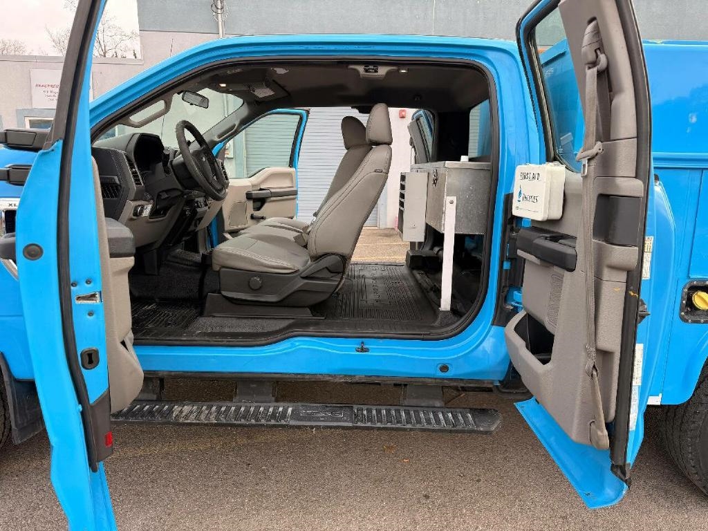 Ford F-250 SD XL SuperCab 4WD 2019